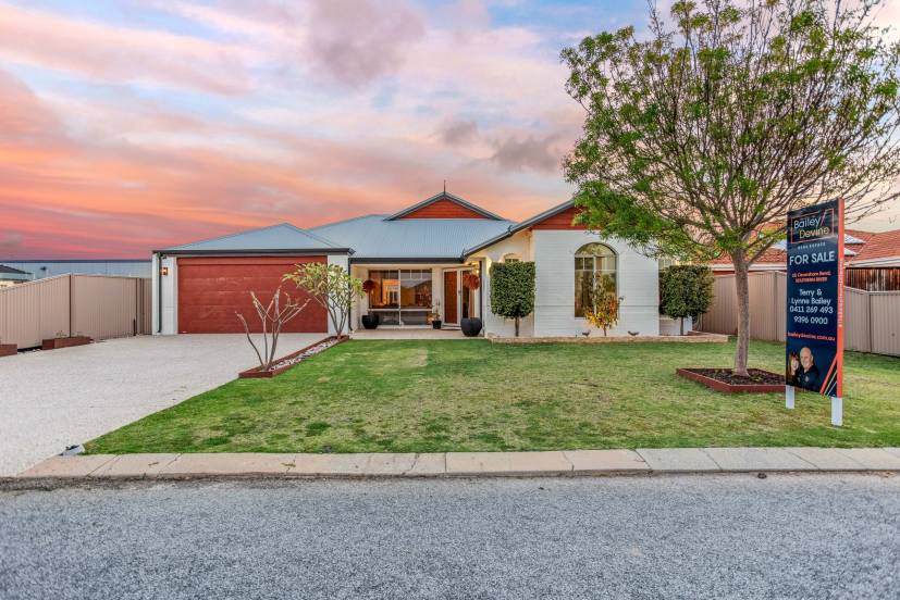 15 Caversham Bend, SOUTHERN RIVER, WA 6110 AUS