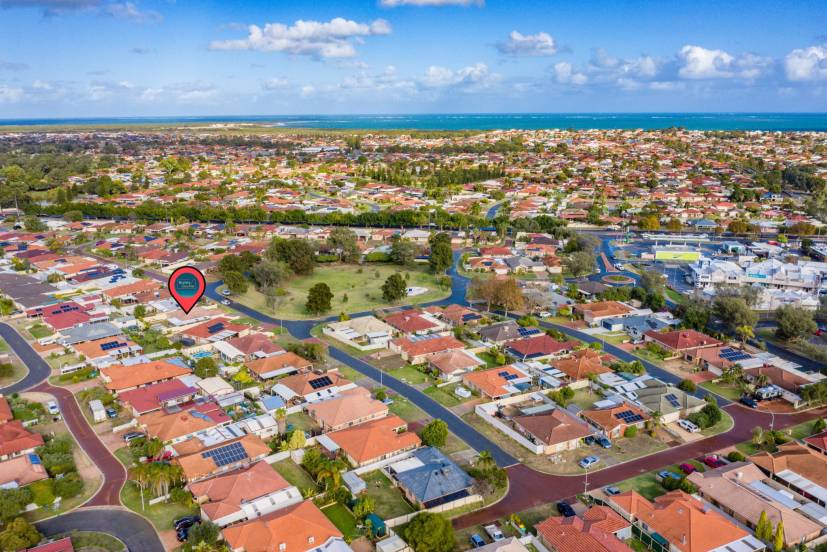 11 Indigo Circle, WARNBRO, WA 6169 AUS